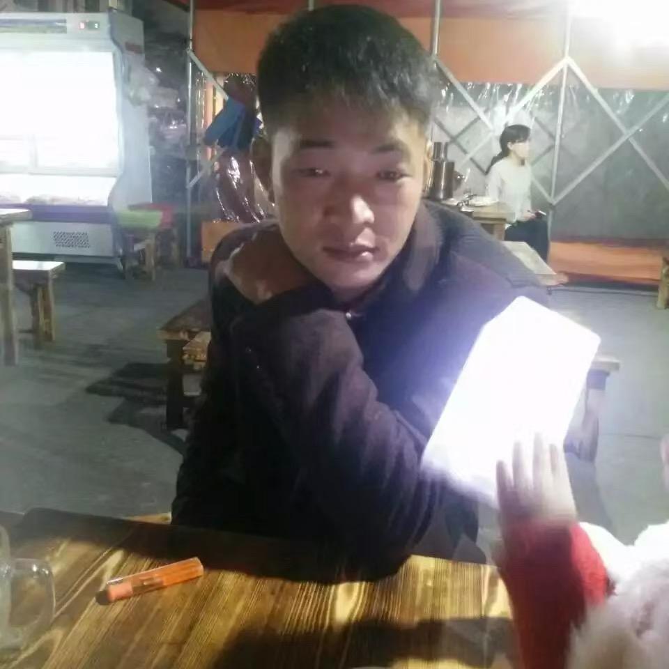 兔子土鸡土狗养殖