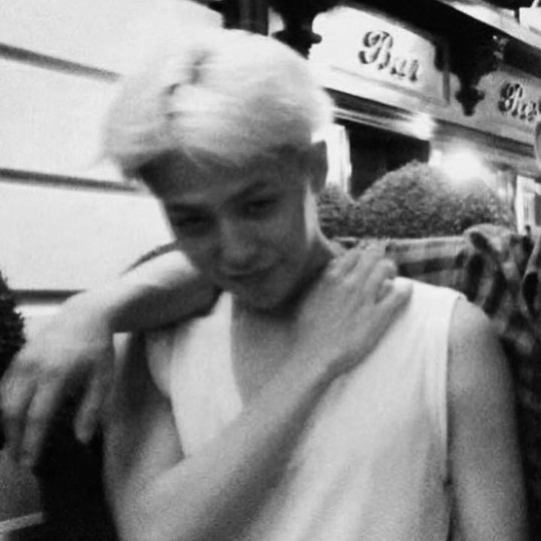 ￴ ￴￴ ￴￴ ￴￴