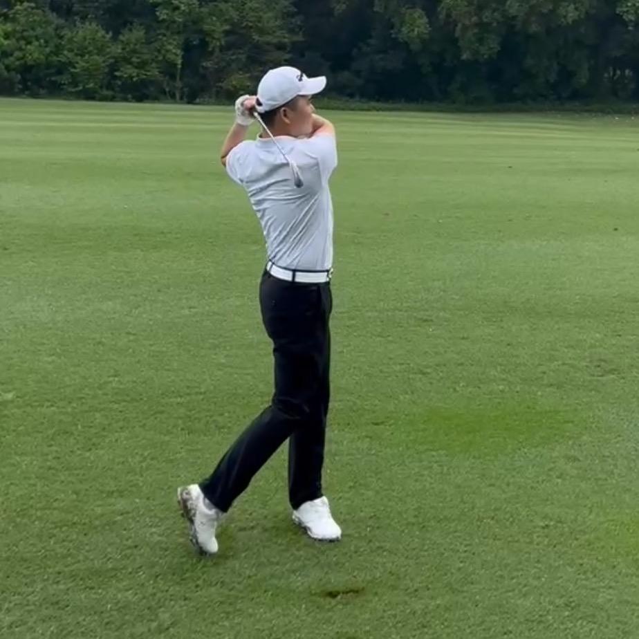 卖会籍的吴忠超