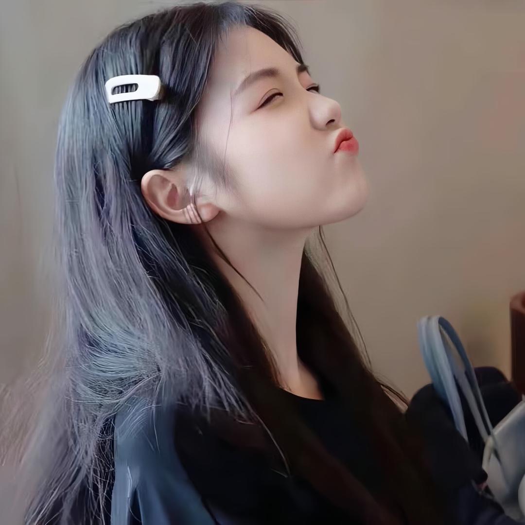 丫头⁹⁸⁵
