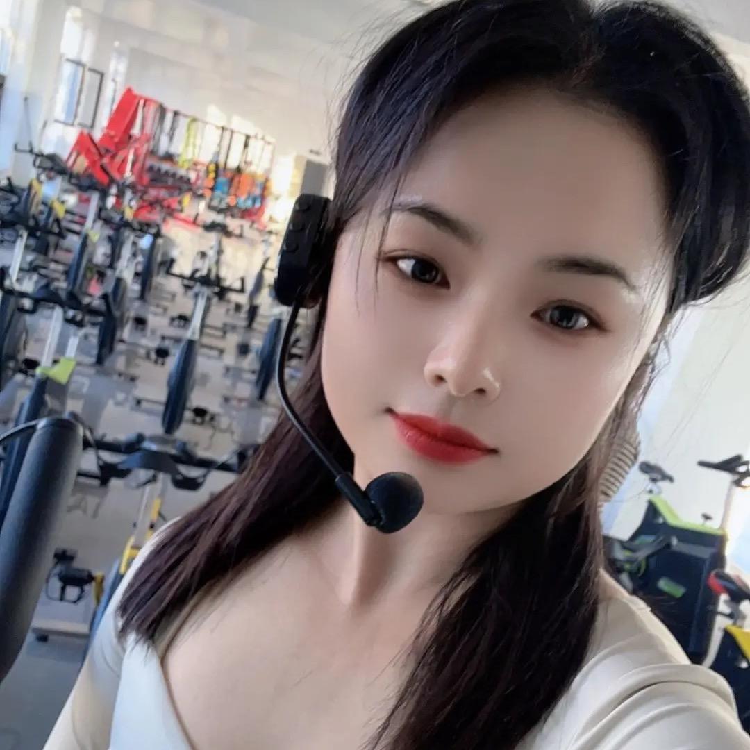 夏小静就是我