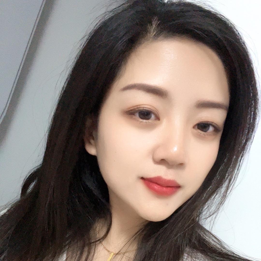 何小何