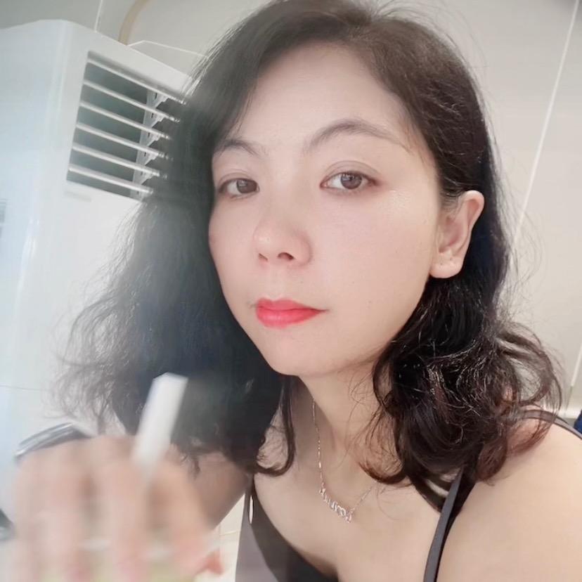 依依哈妮糖糖《拒绝连赞》