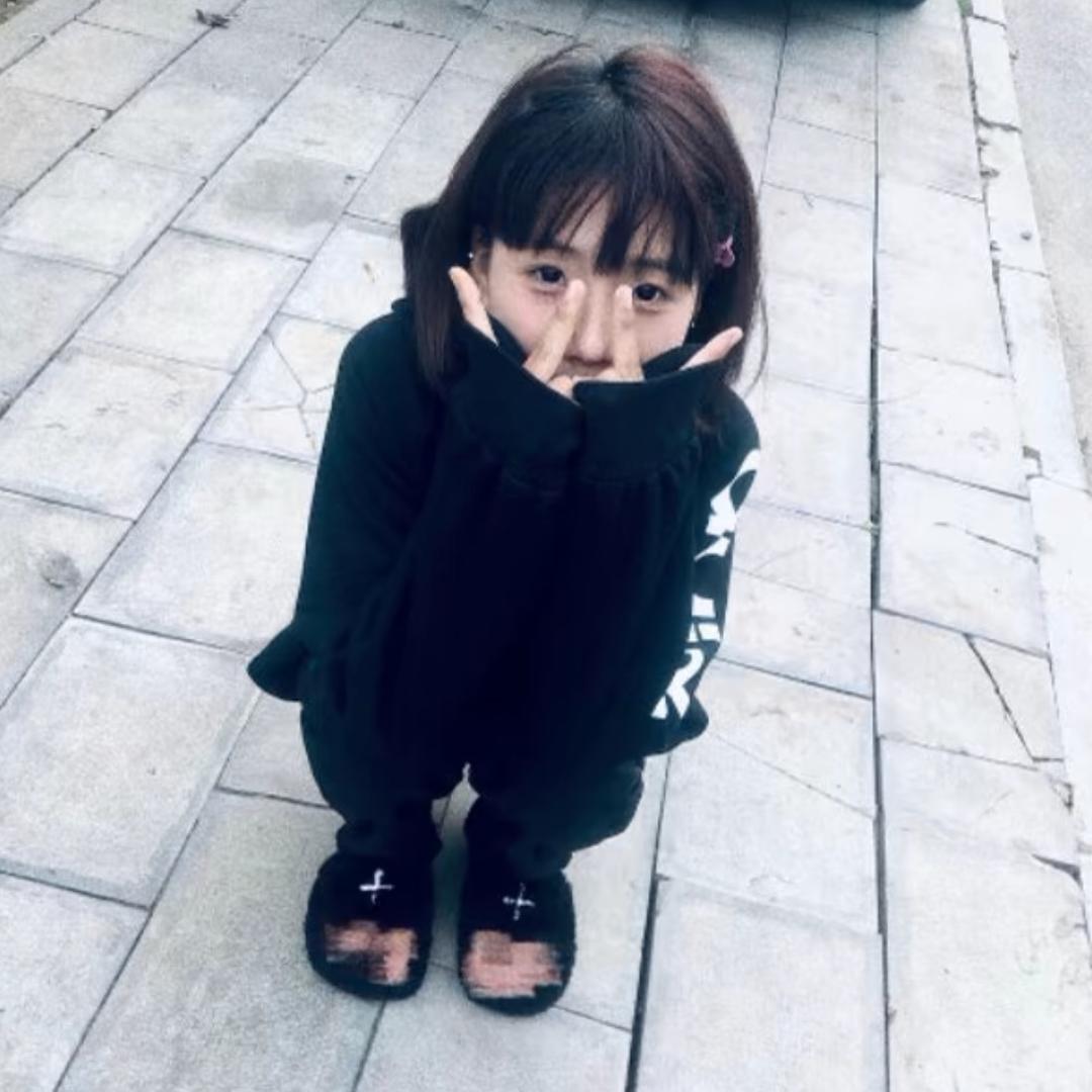 小  个子