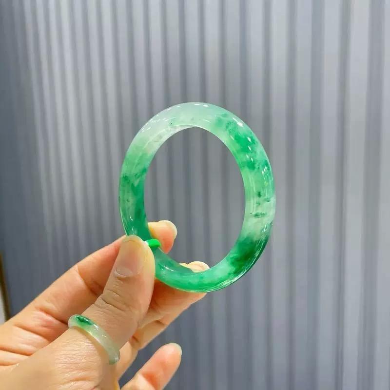 精城非洲翠手镯定制