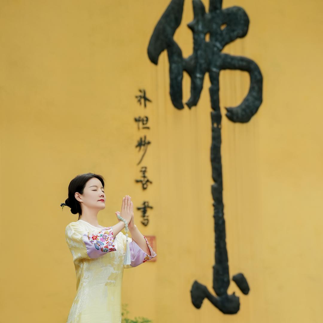 兰舟轻语