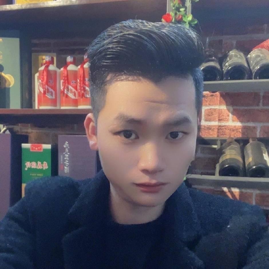 谢先生-诚威汽车维修服务有限责任公司