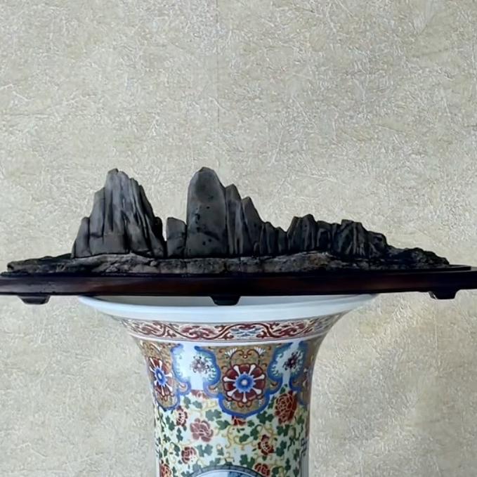 晓温周奇石工艺品