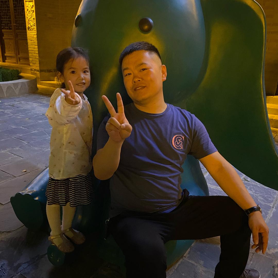 刘鹏飞