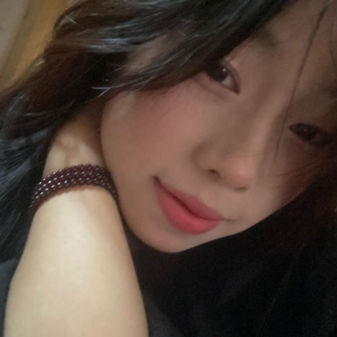 怡总.