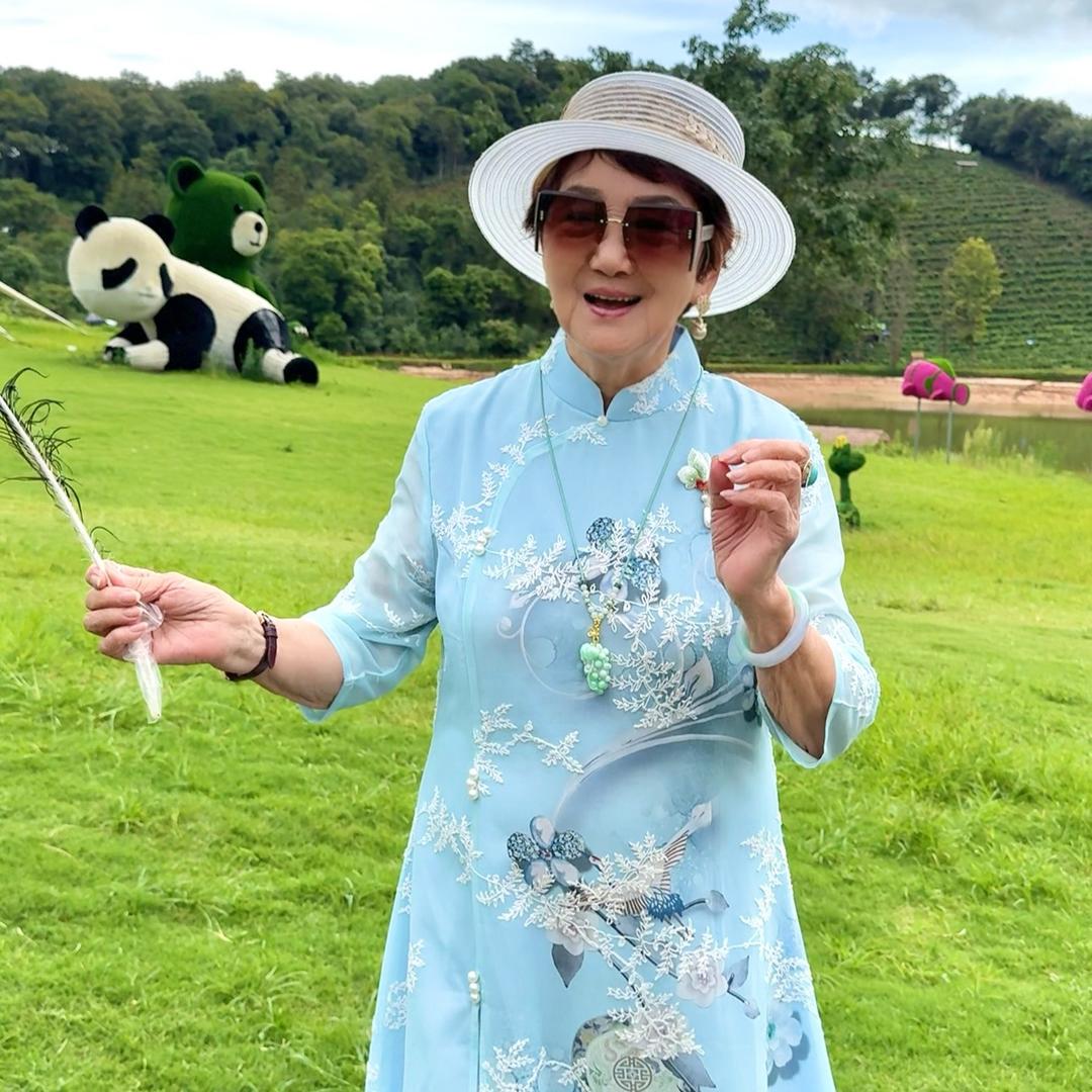 93岁吴胜明妈妈