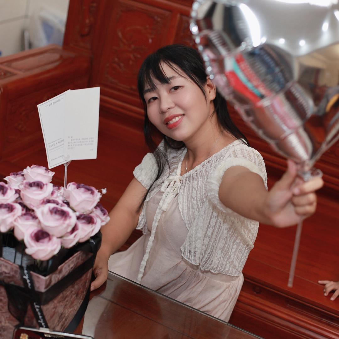 米妮👩