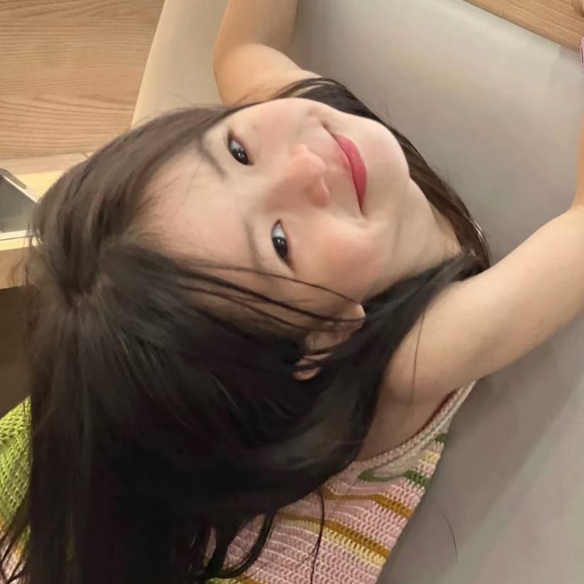 小怡ovO