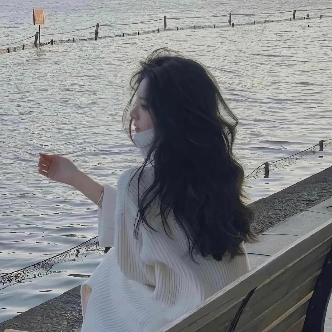 酸不溜秋的皮皮鲁🍊¹⁸⁰⁰