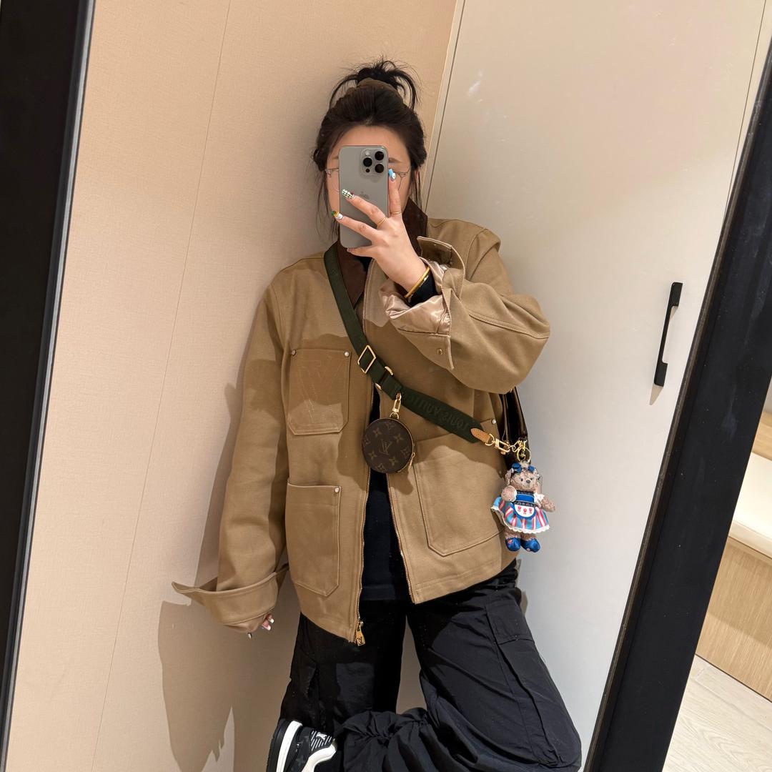 ：小董小董