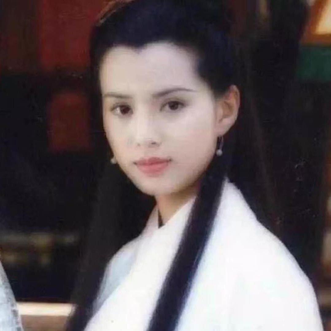 露虎儿.