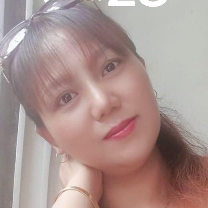 凤姐😊我是我不一樣的煙火！