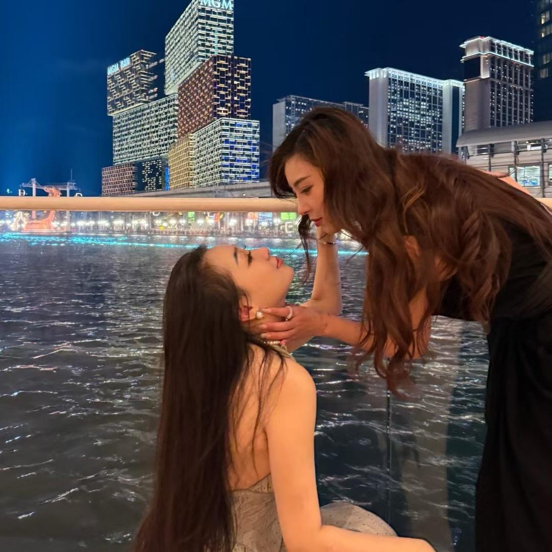 🇲🇴小鱼与小满🇲🇴