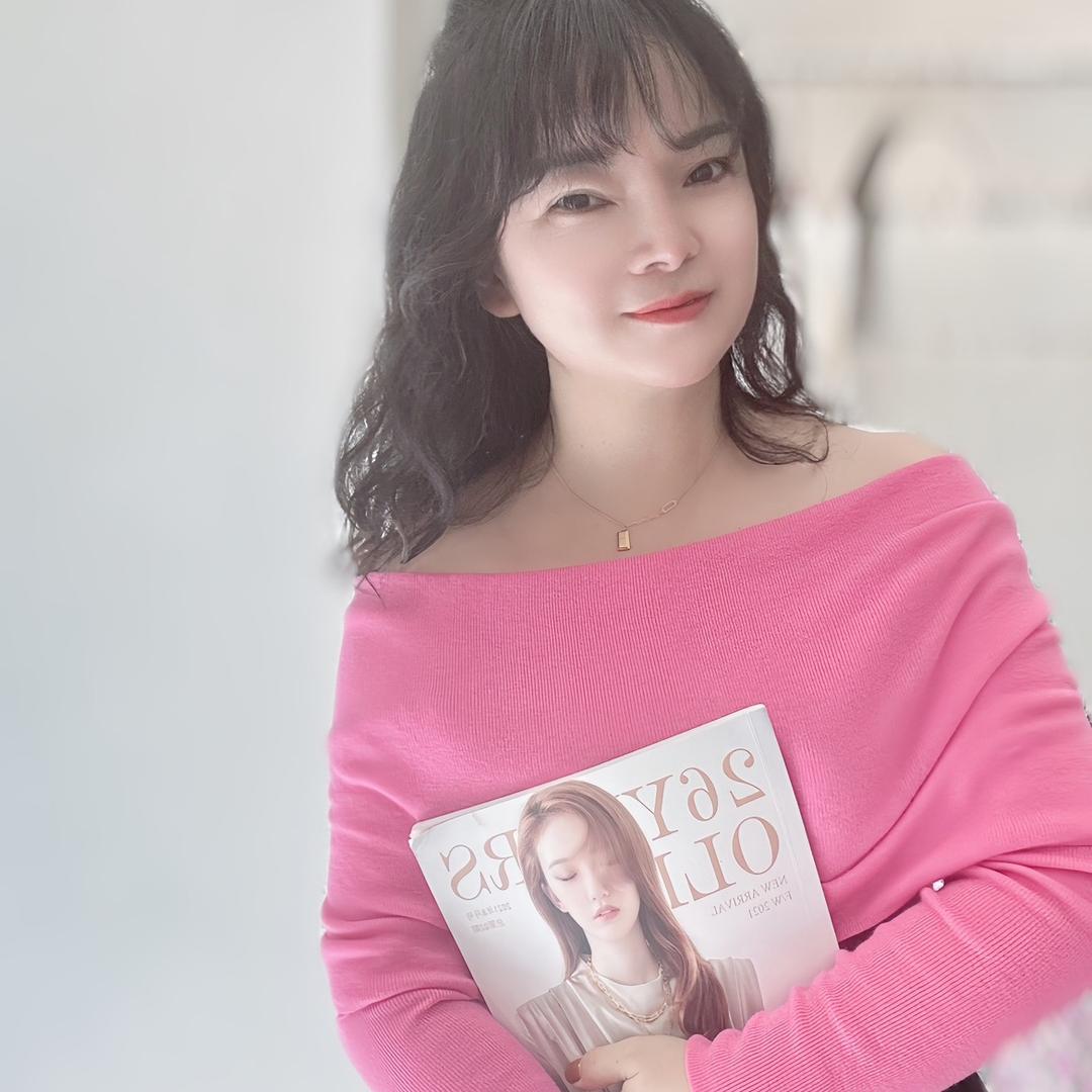 云阳首尔、允硕、佧茜文