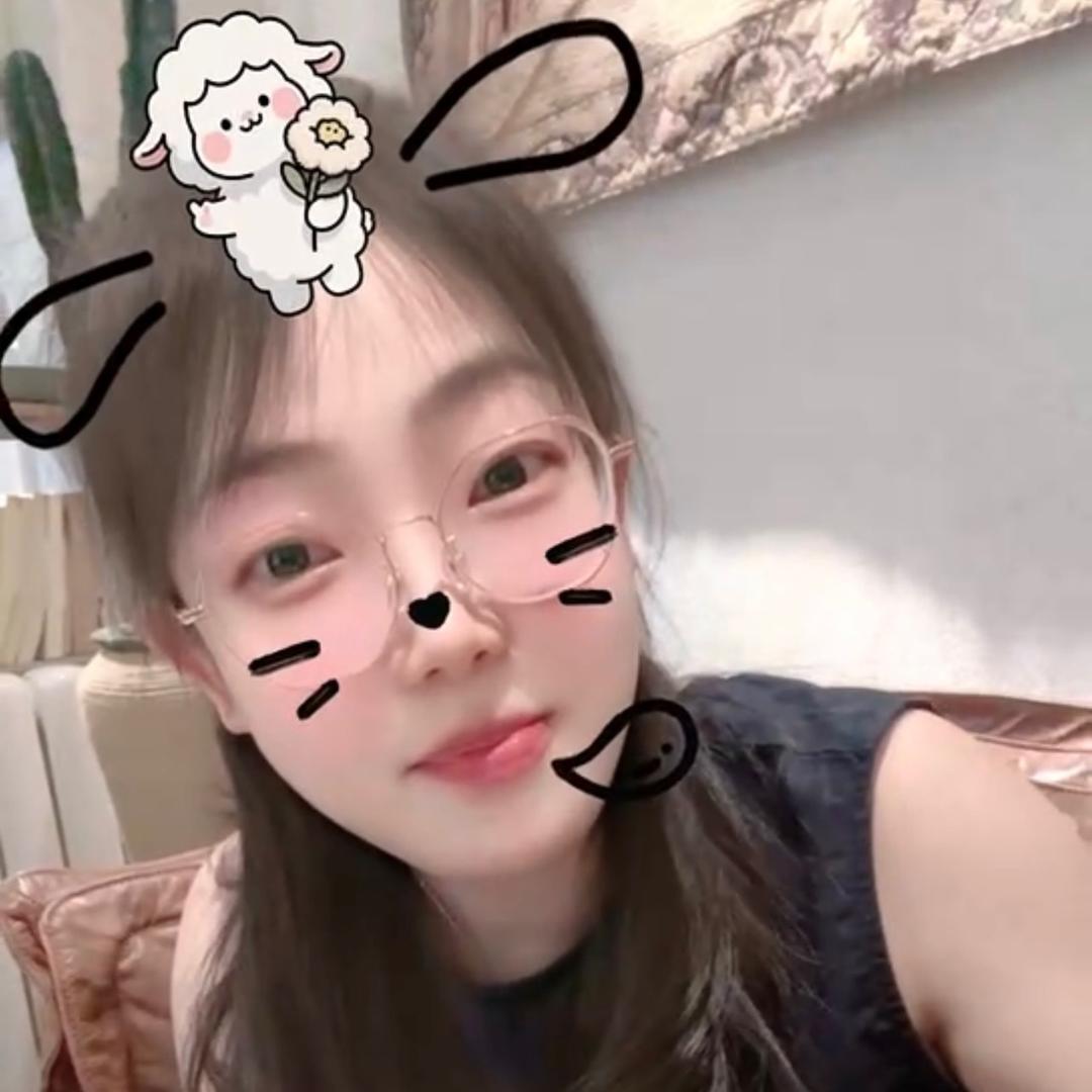 甜美蜜糖燕小燕