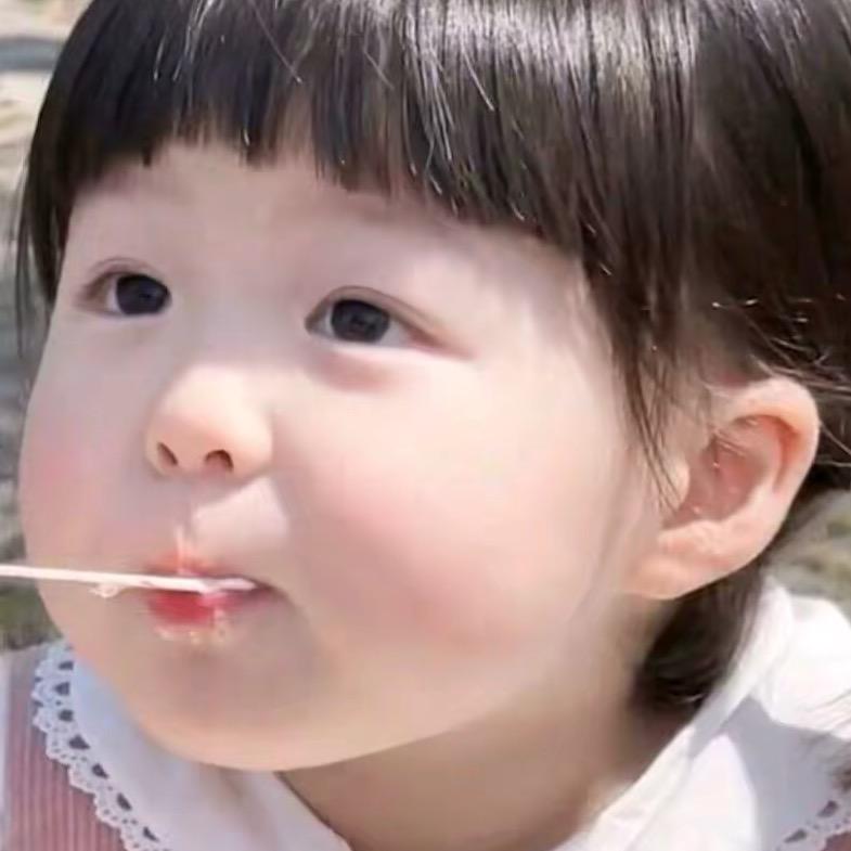 爱臭美的九妹