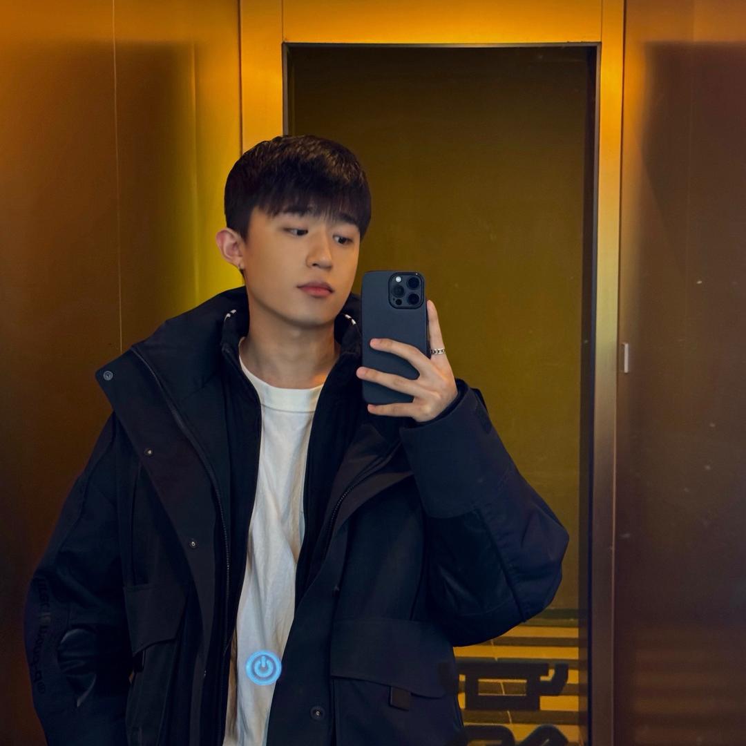 叮咚的咚
