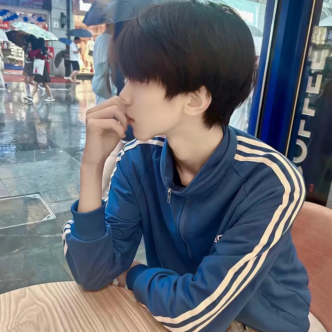 灿^