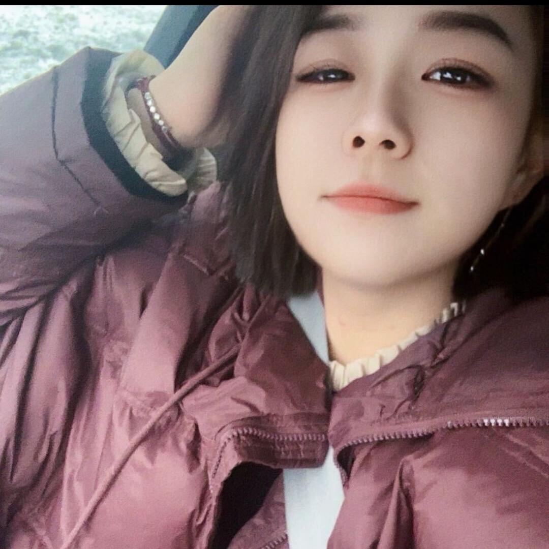 做婚礼的小姐姐