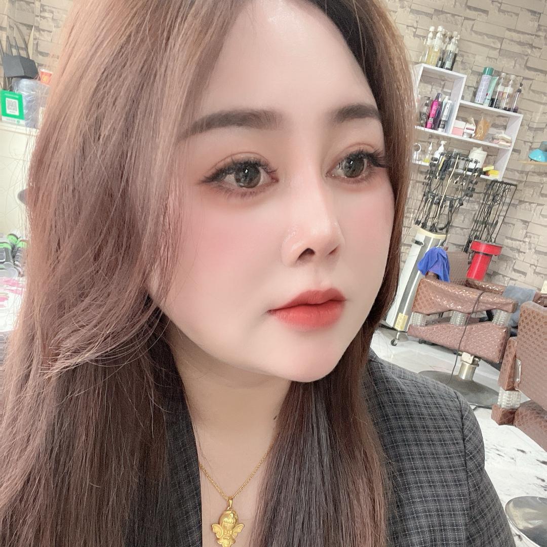 一个人挺好 (⁎⚈᷀᷁ᴗ⚈᷀᷁⁎)