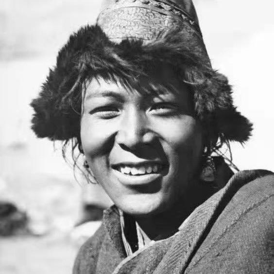 ཨ་ཁུ་谚语大叔