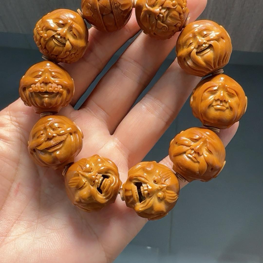 严根华核雕工作室