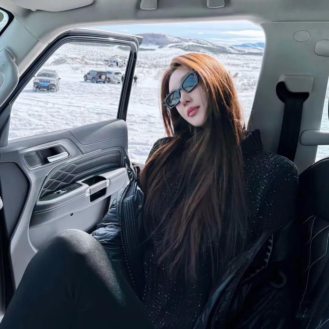 人间蜜桃小姐姐🍑