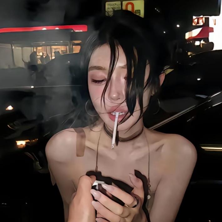 李点点.
