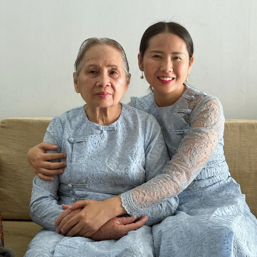 A Hong Lao Shi 🇲🇲