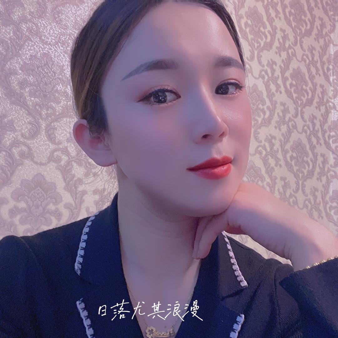 L. 赖赖