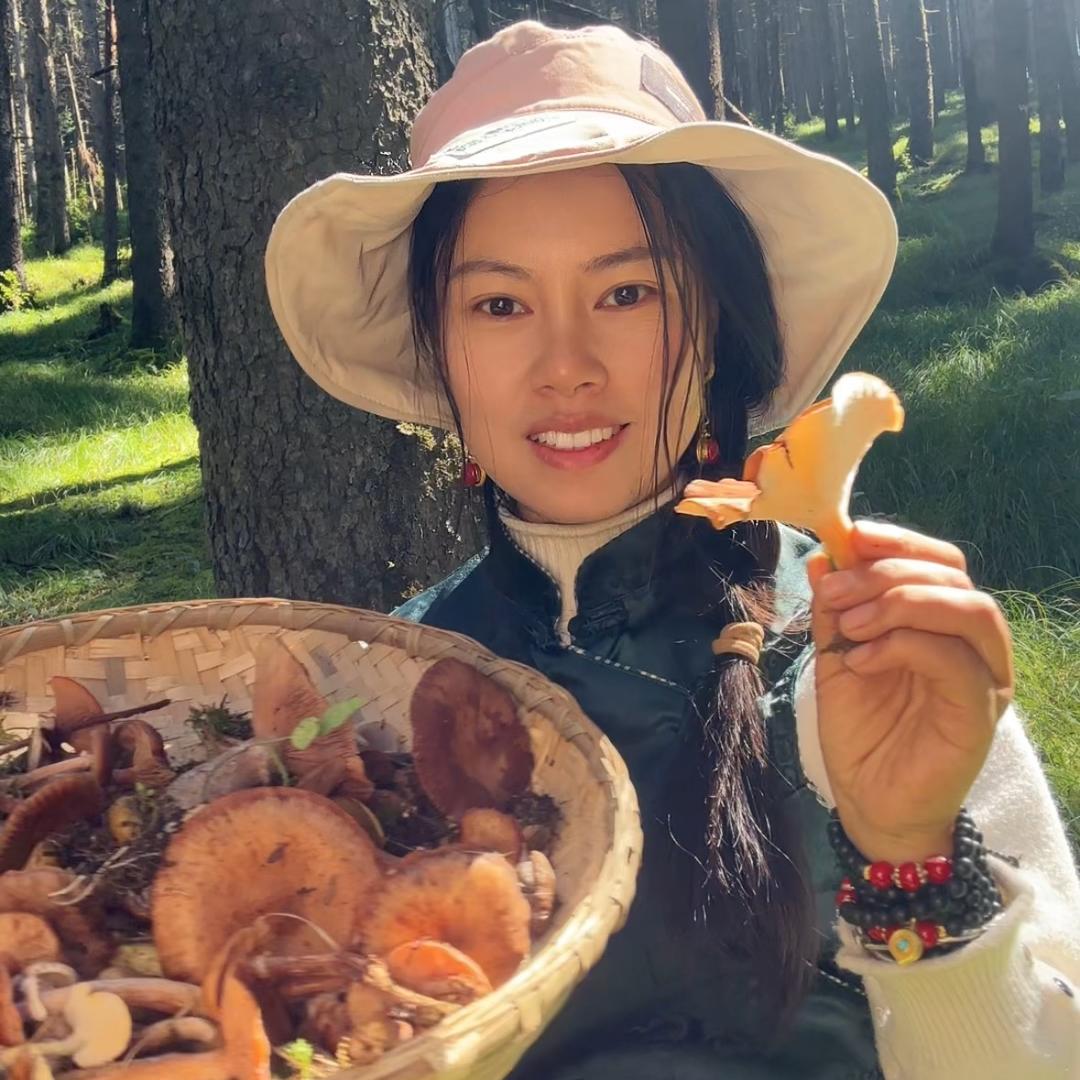 恩珠 -藏獒姑娘