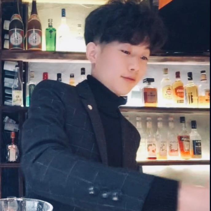 六不六先生