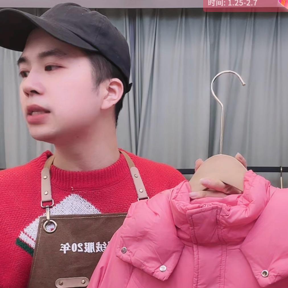 匈牙利黑哥羽绒服工厂店