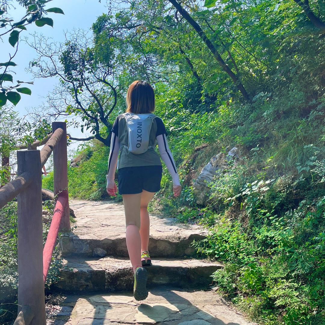 越野跑小白菜