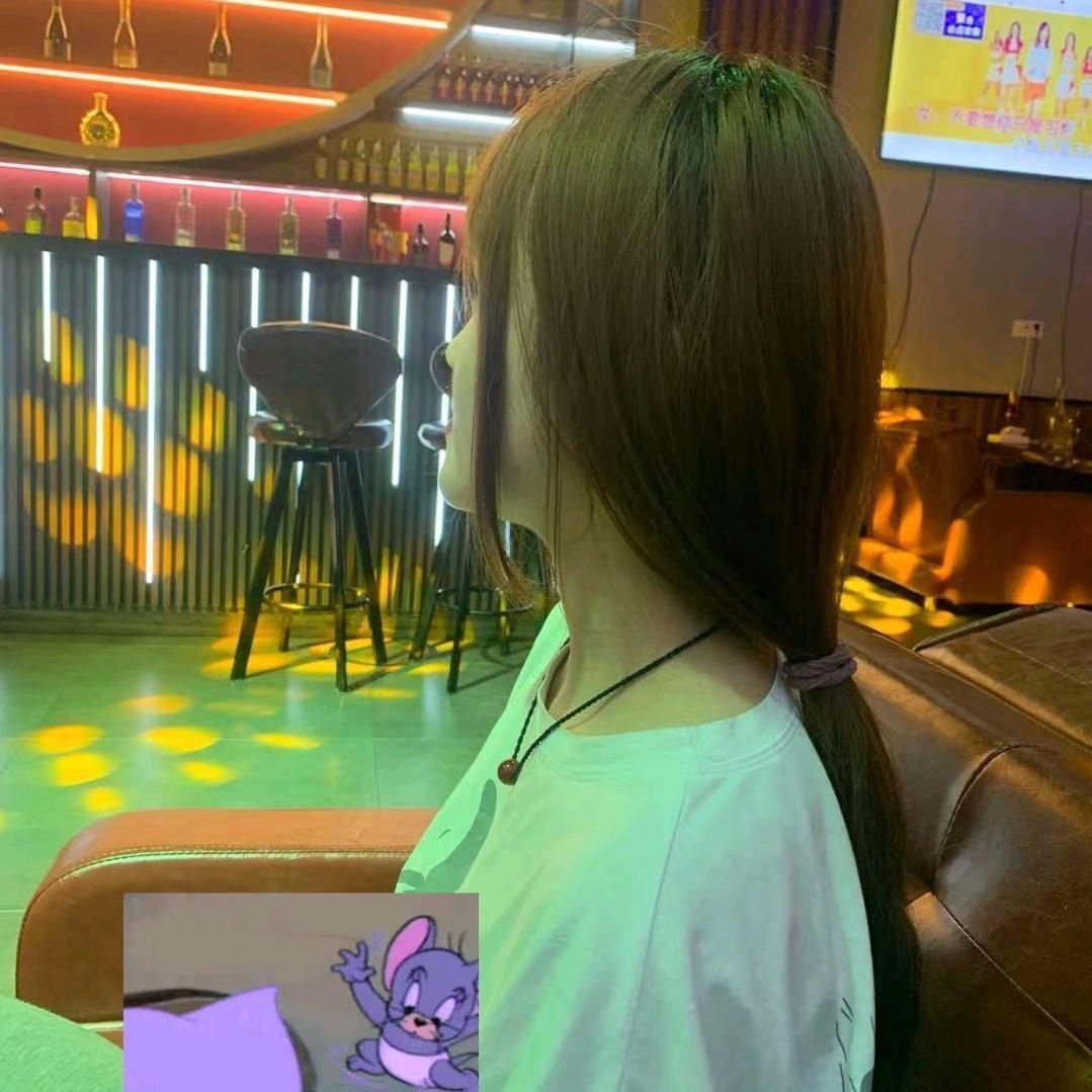 彤妮.