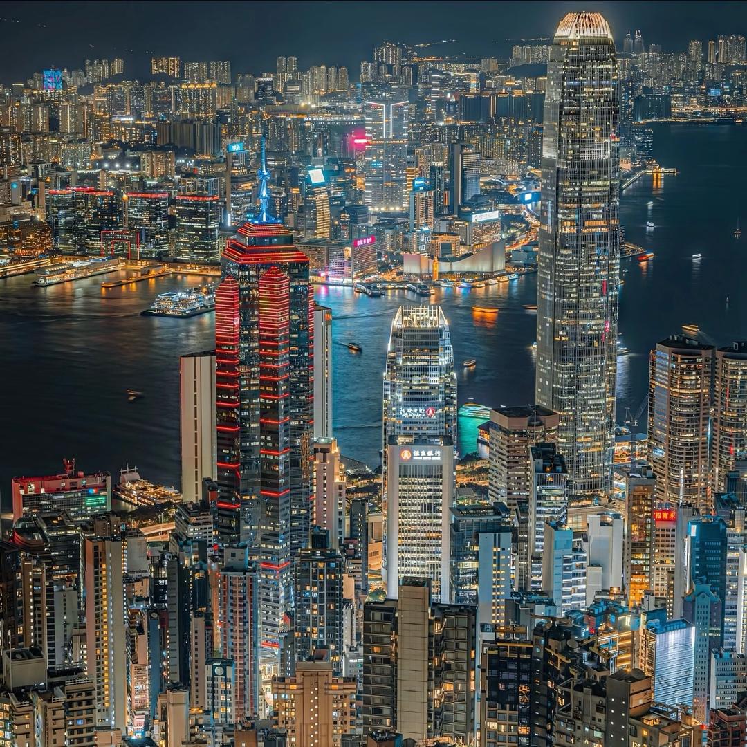 盐田港火火奢贸