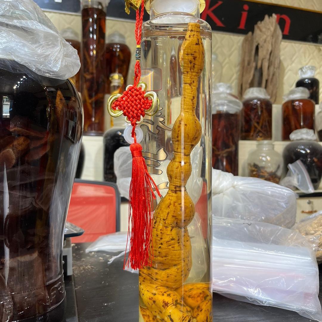 上官厚福岭岽 叶子