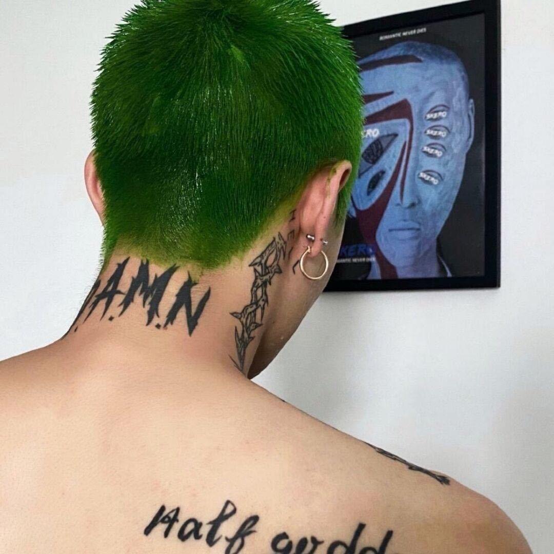小洋.