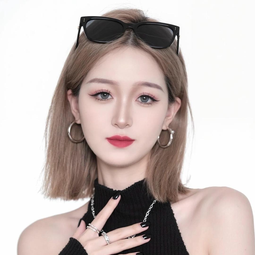 美女也会ᵉᵐᵒ