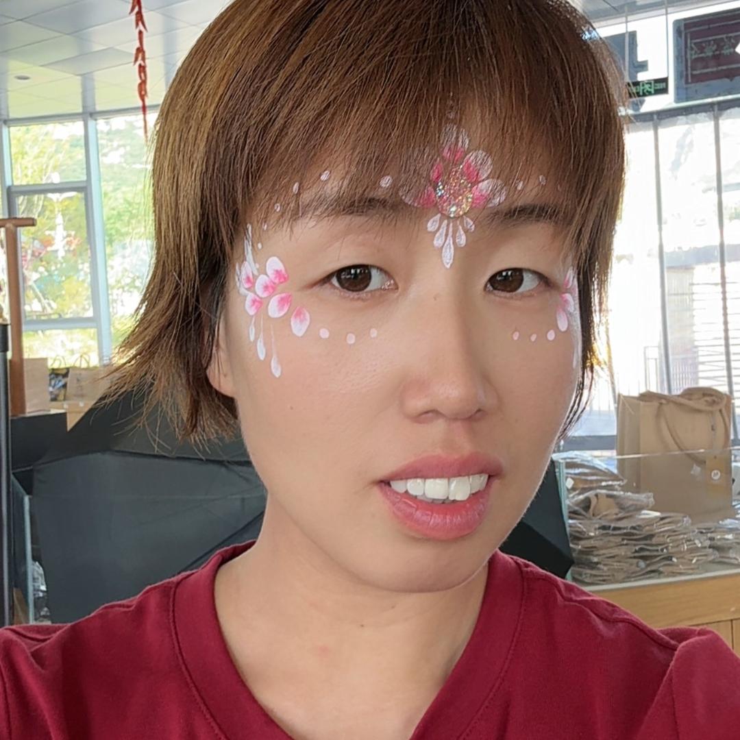 响堂山转角咖啡主理人