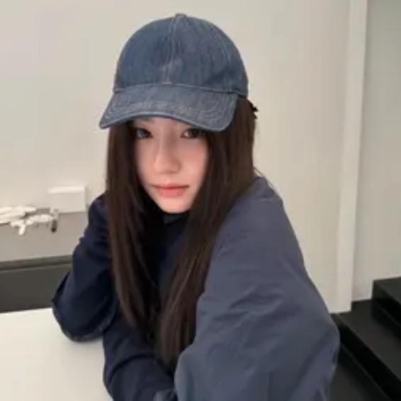 倩倩👀