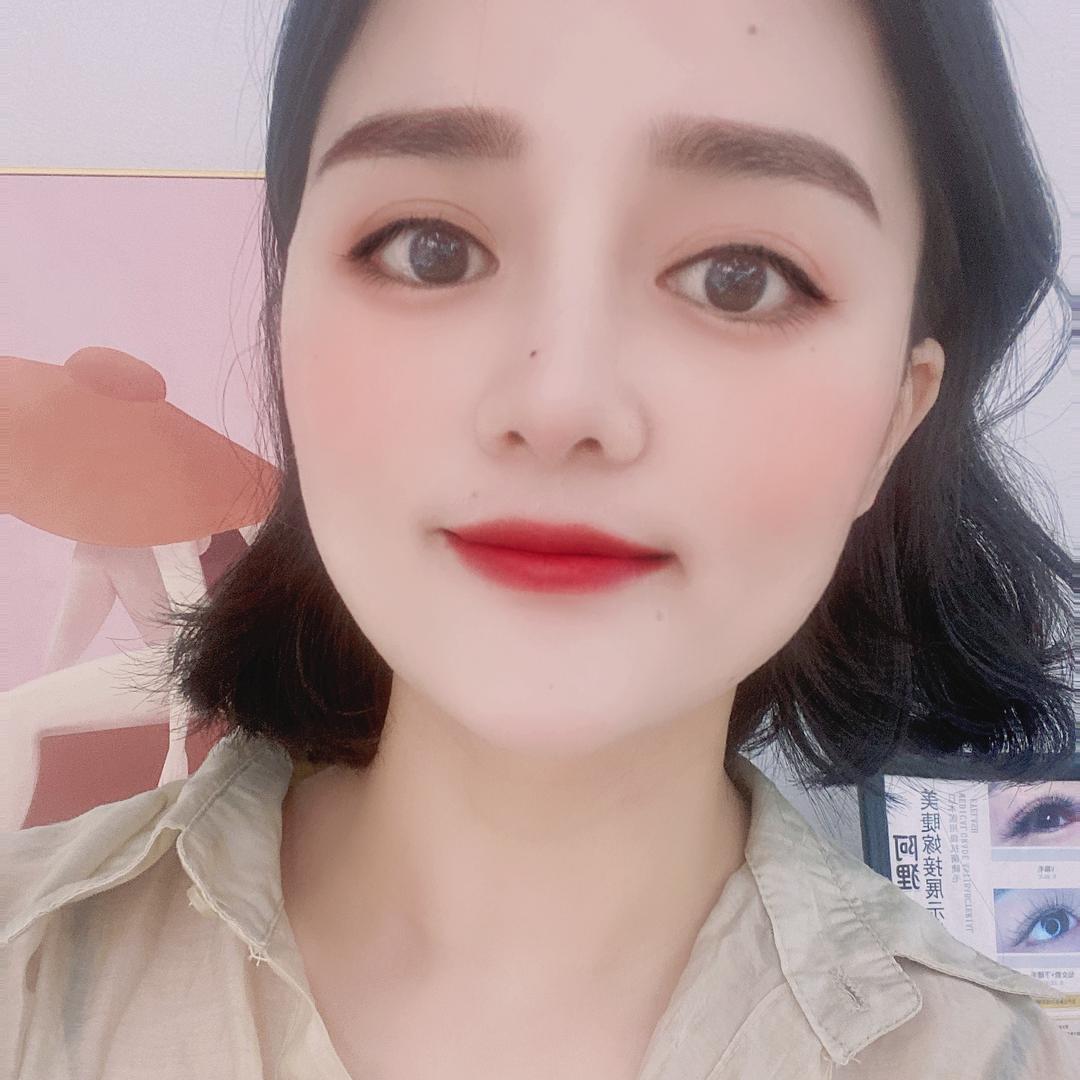 阿狸美甲