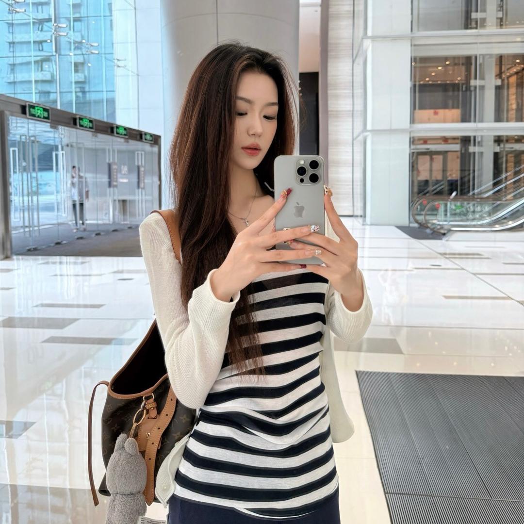 桃花朵朵🍑