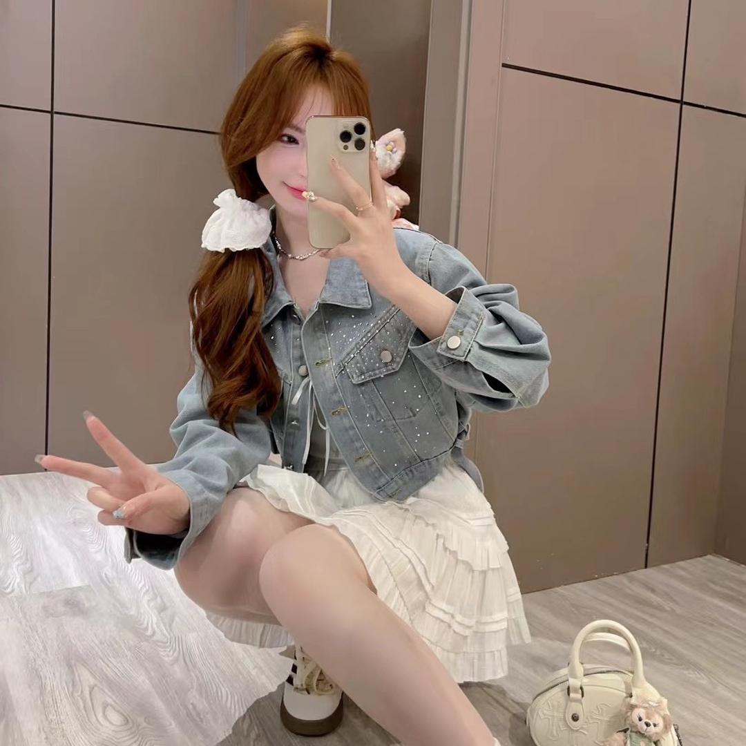 久蔡合子女装