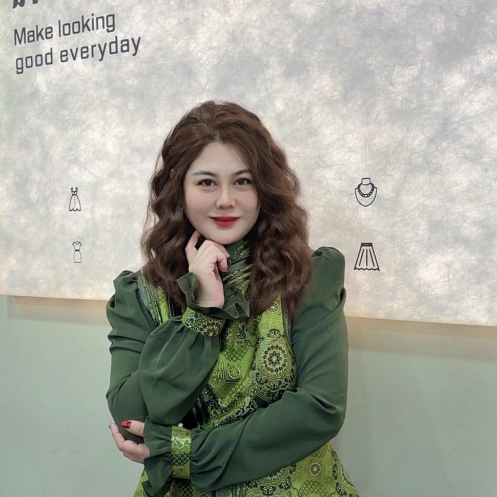 天津市河东区胖媚美依大码女装店